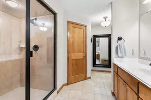 1658 Headwaters Ln, Woodbury, MN 55129 - Photo 44