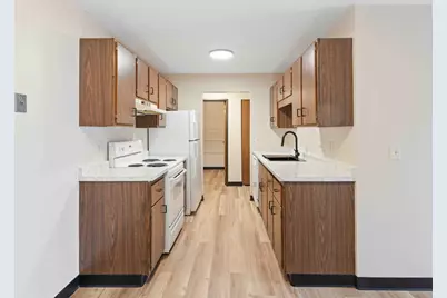 2650 S 15th Street S #203, Fargo,  58103 - Photo 2