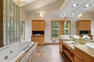 5880 Boulder Bridge Ln, Excelsior, MN 55331 - Photo 26