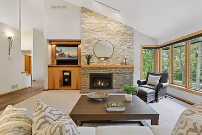 5880 Boulder Bridge Lane, Excelsior, MN 55331 - Photo 4