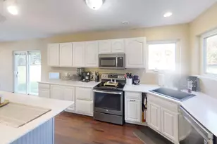 119 Hall Ln, Alden, MN 56009 - Photo 18