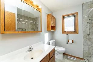 209 E Henry St, Le Roy, MN 55951 - Photo 14