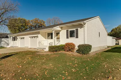 209 E Henry Street, Le Roy, MN 55951 - Photo 1