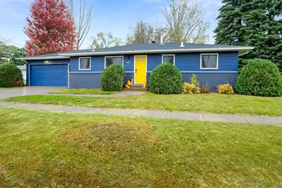 1902 24th Avenue S, Moorhead, MN 56560 - Photo 1