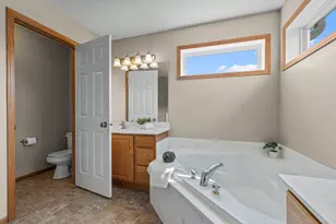 9207 W 136th St, Savage, MN 55378 - Photo 32