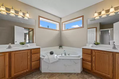 9207 W 136th Street, Savage, MN 55378 - Photo 34