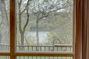 1430 Triangle Dr, Saint Joseph, WI 54082 - Photo 8