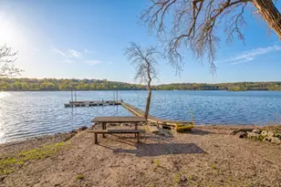 1430 Triangle Dr, Saint Joseph, WI 54082 - Photo 6