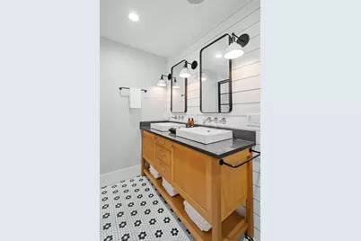 3049 E Bde Maka Ska Parkway, Minneapolis, MN 55408 - Photo 34