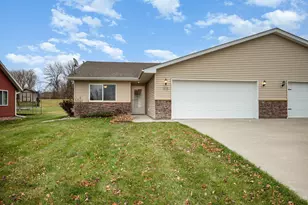 905 Wencel Ave NE, New Prague, MN 56071 - Photo 1