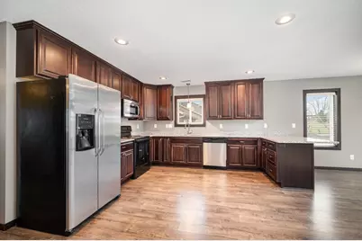 905 Wencel Avenue NE, New Prague, MN 56071 - Photo 14