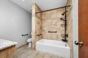 8654 134th St W, Apple Valley, MN 55124 - Photo 12