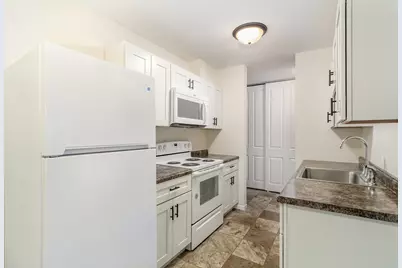 2616 Harriet Avenue #303, Minneapolis, MN 55408 - Photo 10