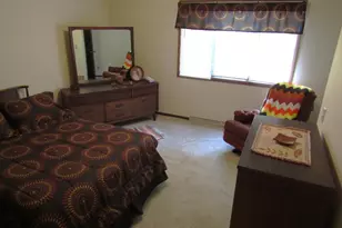 805 S 10th St, Montevideo, MN 56265 - Photo 42