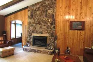 805 S 10th St, Montevideo, MN 56265 - Photo 16