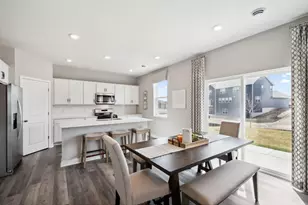 203 Snowdrop Trl, Waconia, MN 55387 - Photo 4