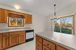 6110 262nd St, Wyoming, MN 55092 - Photo 10