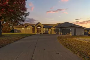 1308 Greenleaf Rd, Faribault, MN 55021 - Photo 4