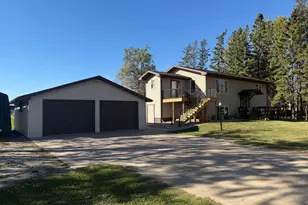 217 3rd Ave SW, Baudette, MN 56623 - Photo 8