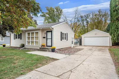 613 E University Street, Owatonna, MN 55060 - Photo 1