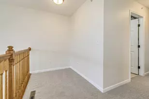 1617 Legacy Pkwy E, Maplewood, MN 55109 - Photo 14