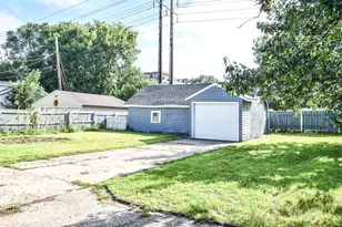 2419 California St NE, Minneapolis, MN 55418 - Photo 36