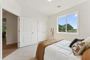 17725 Everest Ave, Lakeville, MN 55044 - Photo 4