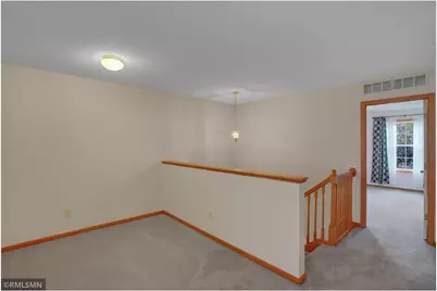 3029 Hemingway Trail N #2, Maplewood, MN 55109 - Photo 12