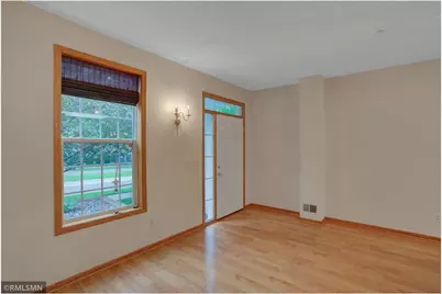 3029 Hemingway Trail N #2, Maplewood, MN 55109 - Photo 6