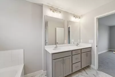 17798 Eclipse Avenue, Lakeville, MN 55044 - Photo 2