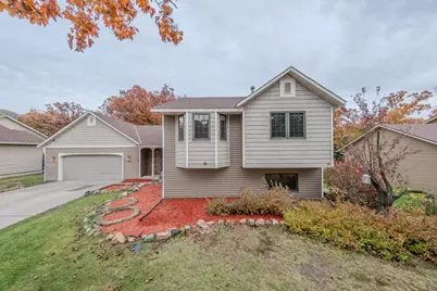 1568 Lakewood Drive N, Maplewood, MN 55119 - Photo 10