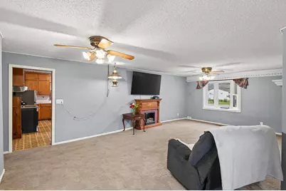 802 N 2nd Street, Princeton, MN 55371 - Photo 8