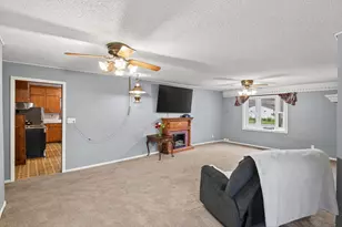 802 N 2nd St, Princeton, MN 55371 - Photo 8