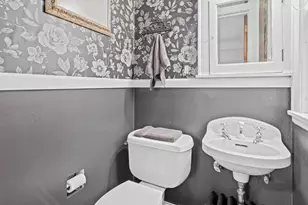 4402 W Lake Harriet Pkwy, Minneapolis, MN 55410 - Photo 22