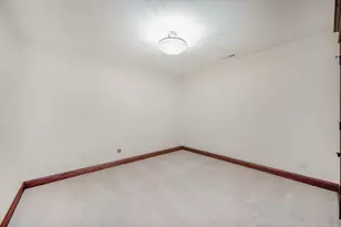 221 Woodhill Ct, Mankato, MN 56001 - Photo 48