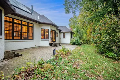 221 Woodhill Court, Mankato, MN 56001 - Photo 6