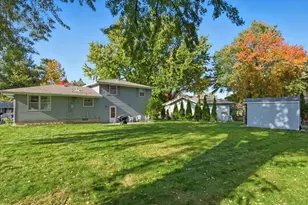 2326 16th Ave NW, Rochester, MN 55901 - Photo 10