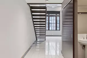 214 4th St E, Saint Paul, MN 55101 - Photo 8