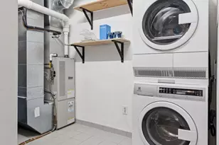 214 4th St E, Saint Paul, MN 55101 - Photo 36