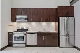 214 4th St E, Saint Paul, MN 55101 - Photo 10