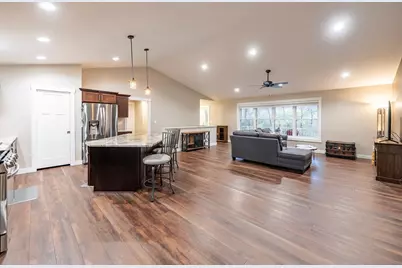 169 Cobblestone Lane, Winona, MN 55987 - Photo 6