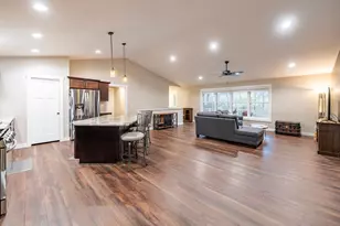 169 Cobblestone Lane, Winona, MN 55987 - Photo 6