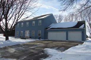 1700 Knollwood Dr, Fairmont, MN 56031 - Photo 1