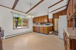 36698 Pincherry Rd, Cohasset, MN 55721 - Photo 10