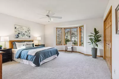 703 Wesley Lane, Mendota Heights, MN 55118 - Photo 38