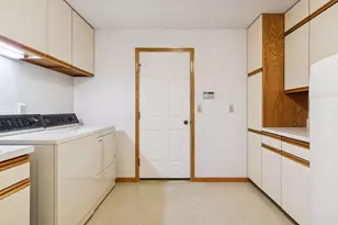 703 Wesley Ln, Mendota Heights, MN 55118 - Photo 36