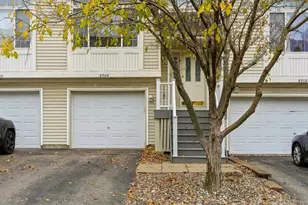 8904 Brunswick Path, Inver Grove Heights, MN 55076 - Photo 24