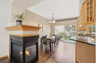 8904 Brunswick Path, Inver Grove Heights, MN 55076 - Photo 6