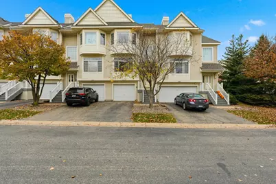 8904 Brunswick Path #2104, Inver Grove Heights, MN 55076 - Photo 2