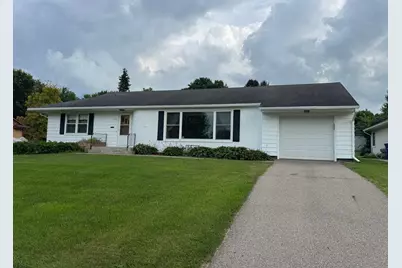 300 6th Street SW, Wells, MN 56097 - Photo 1